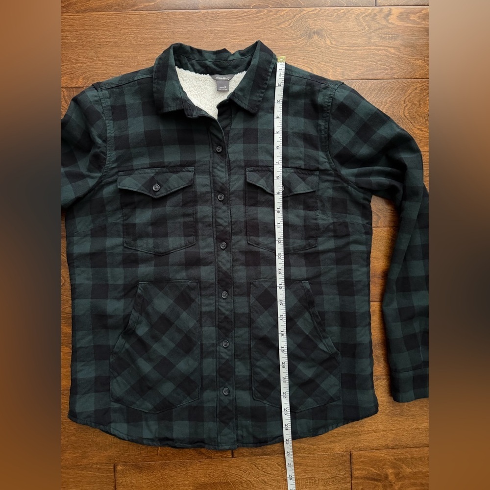 Eddie Bauer Flannel Boyfriend Shirt Sherpa Lined Women’s Medium Plaid Jacket - Picture 4 of 9